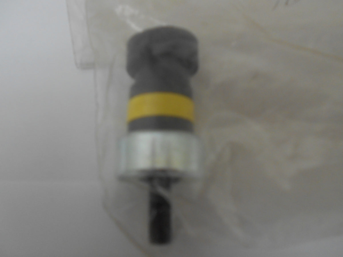 PRESSURE SWITCH - 16-09156 – Peterbilt of Sioux Falls New