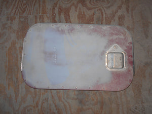 KENWORTH SLEEPER DOOR - T25-1004