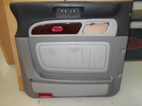 LH DOOR PAD - S63-6011-30581