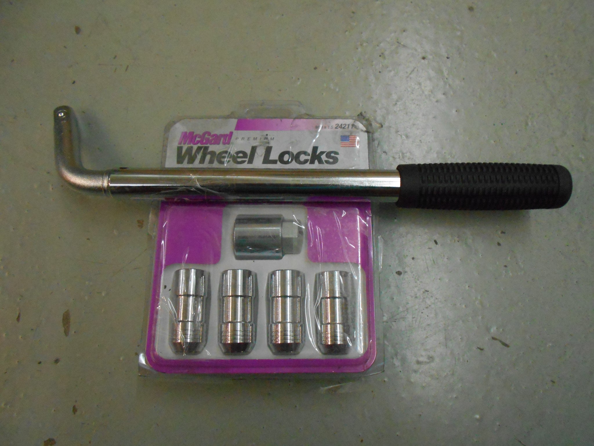 WHEEL LOCKS - 24211