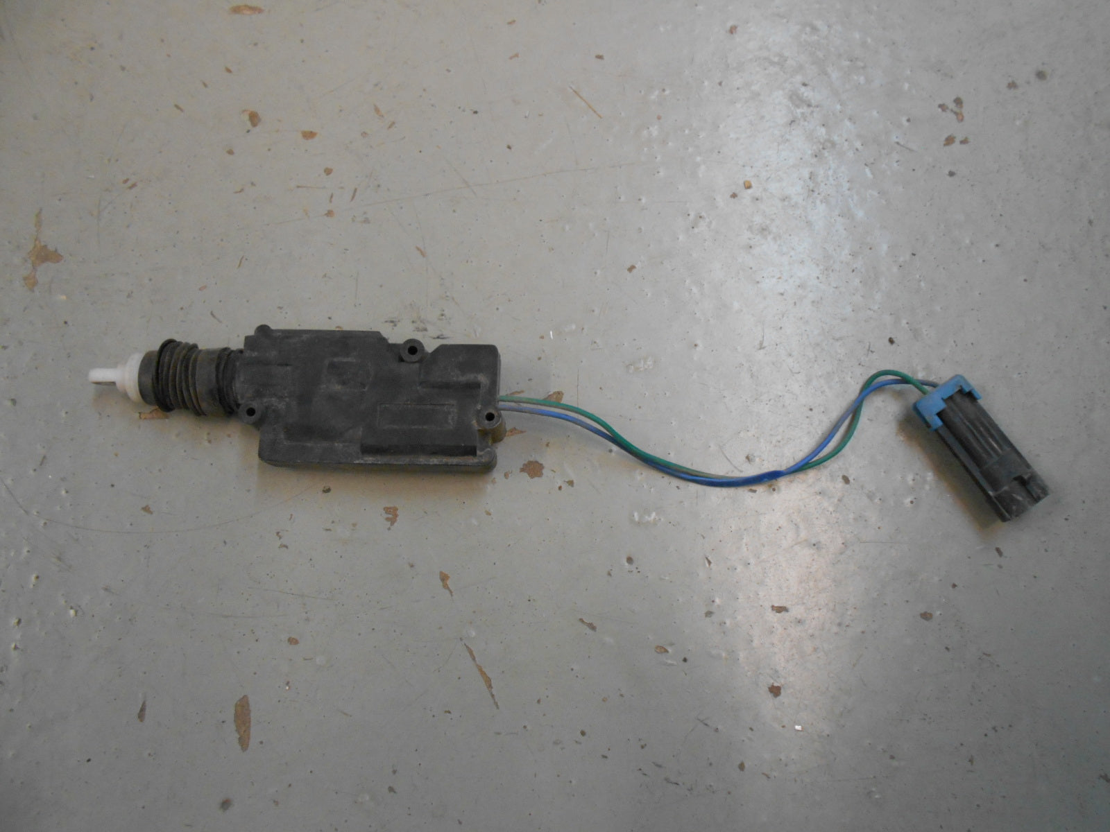 LOCK ACTUATOR - R56-6049