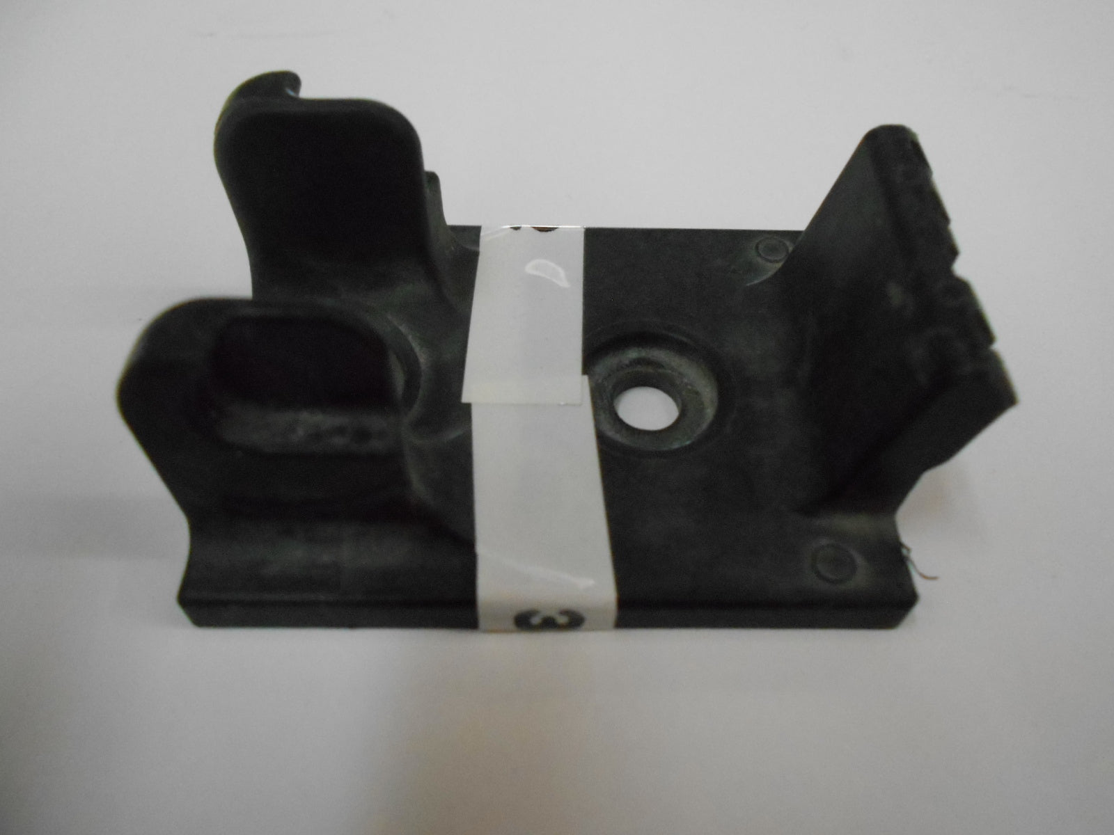 LATCH KEEPER - 37-15-292-32