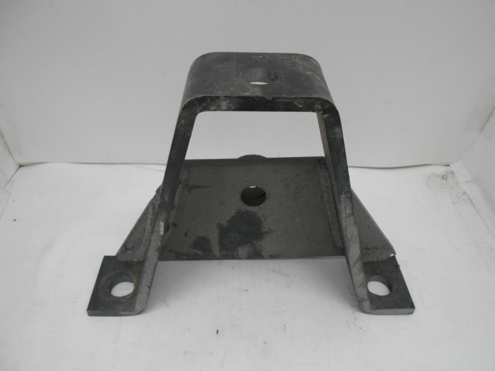 HERD TOW BRACKET