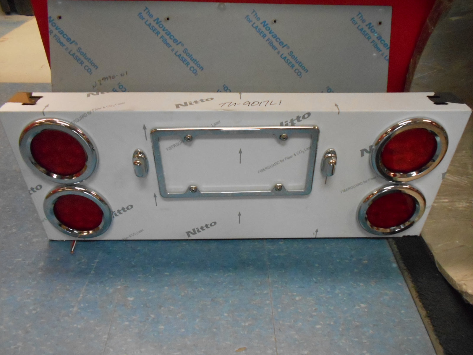 REAR LIGHT PANEL - TU-9017L1