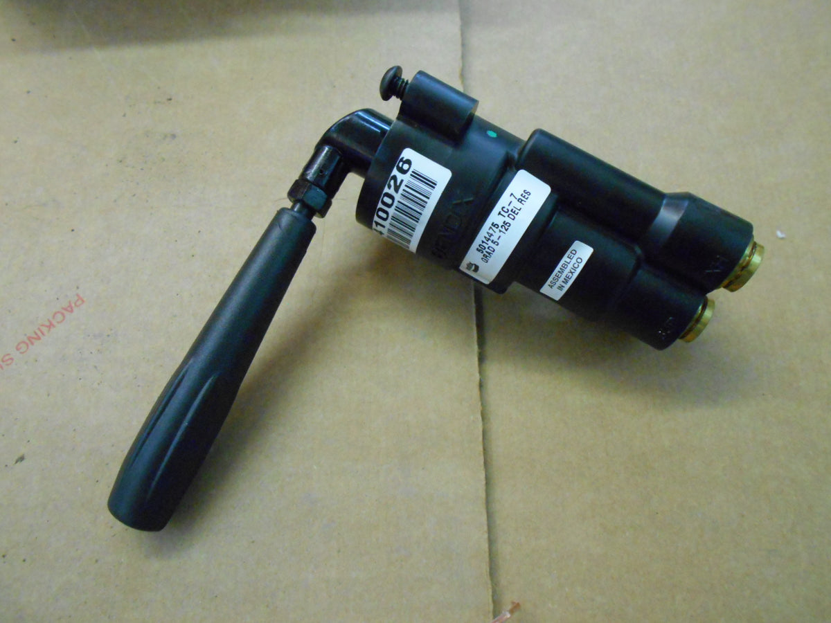 TRAILER BRAKE VALVE - 410026RGT – Peterbilt of Sioux Falls New and Used ...