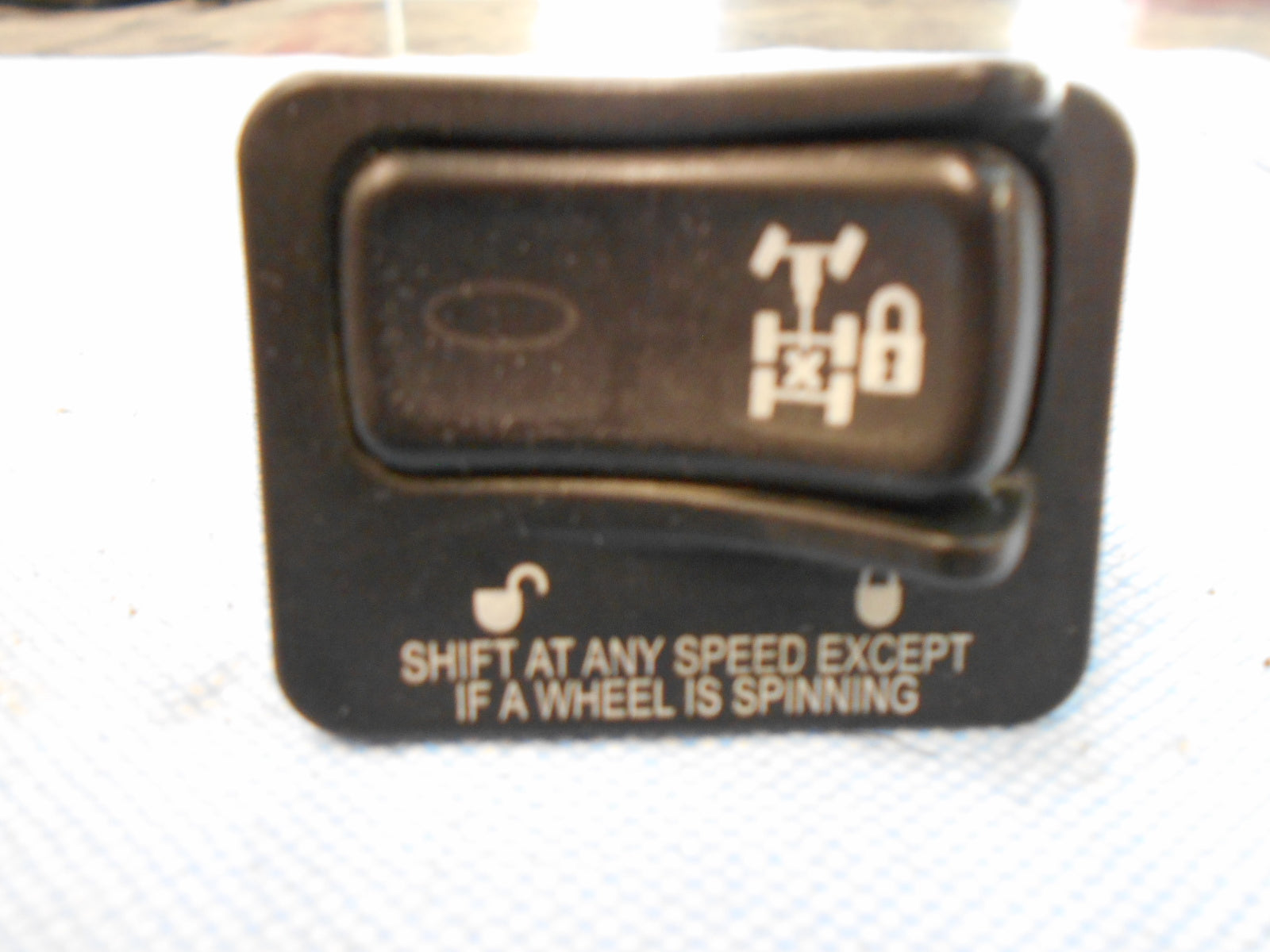 DIFF LOCK ROCKER - G90-6022-001AN – Peterbilt of Sioux Falls