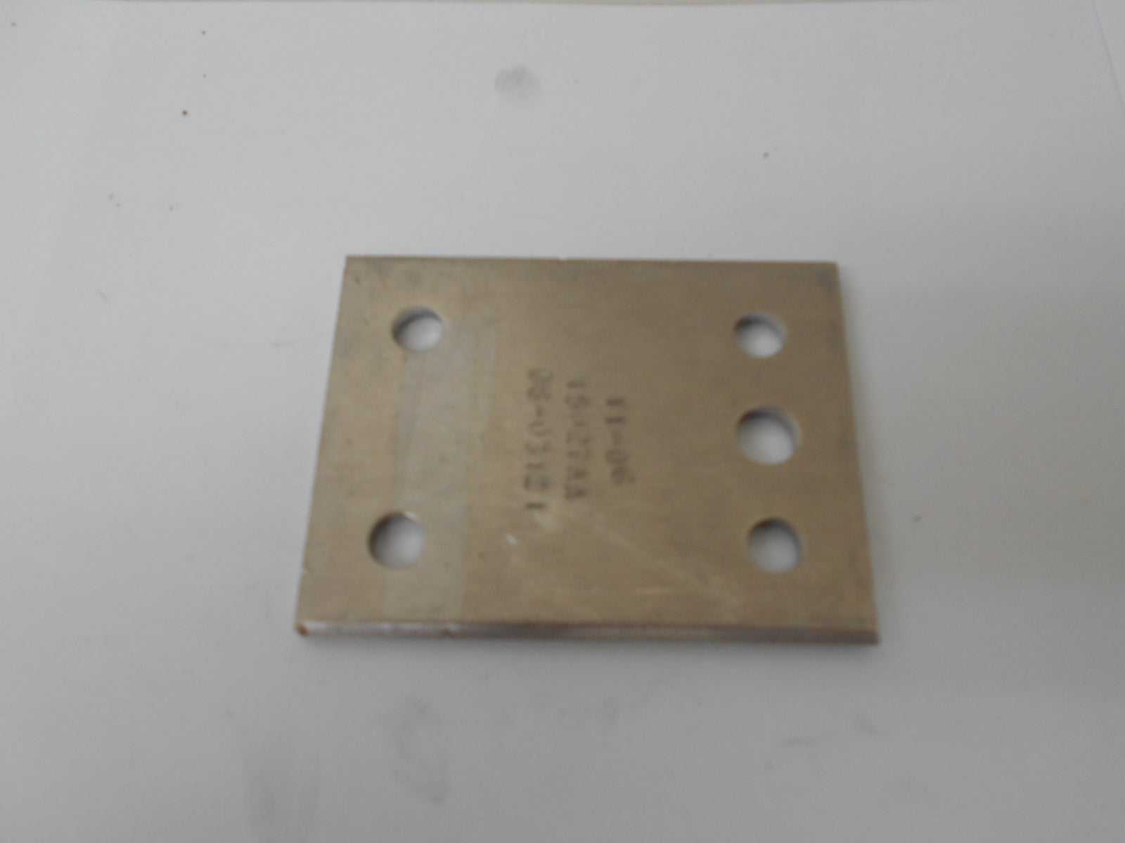 TIRE PRESSURE CONTROL VALVE MOUNTING PLATE