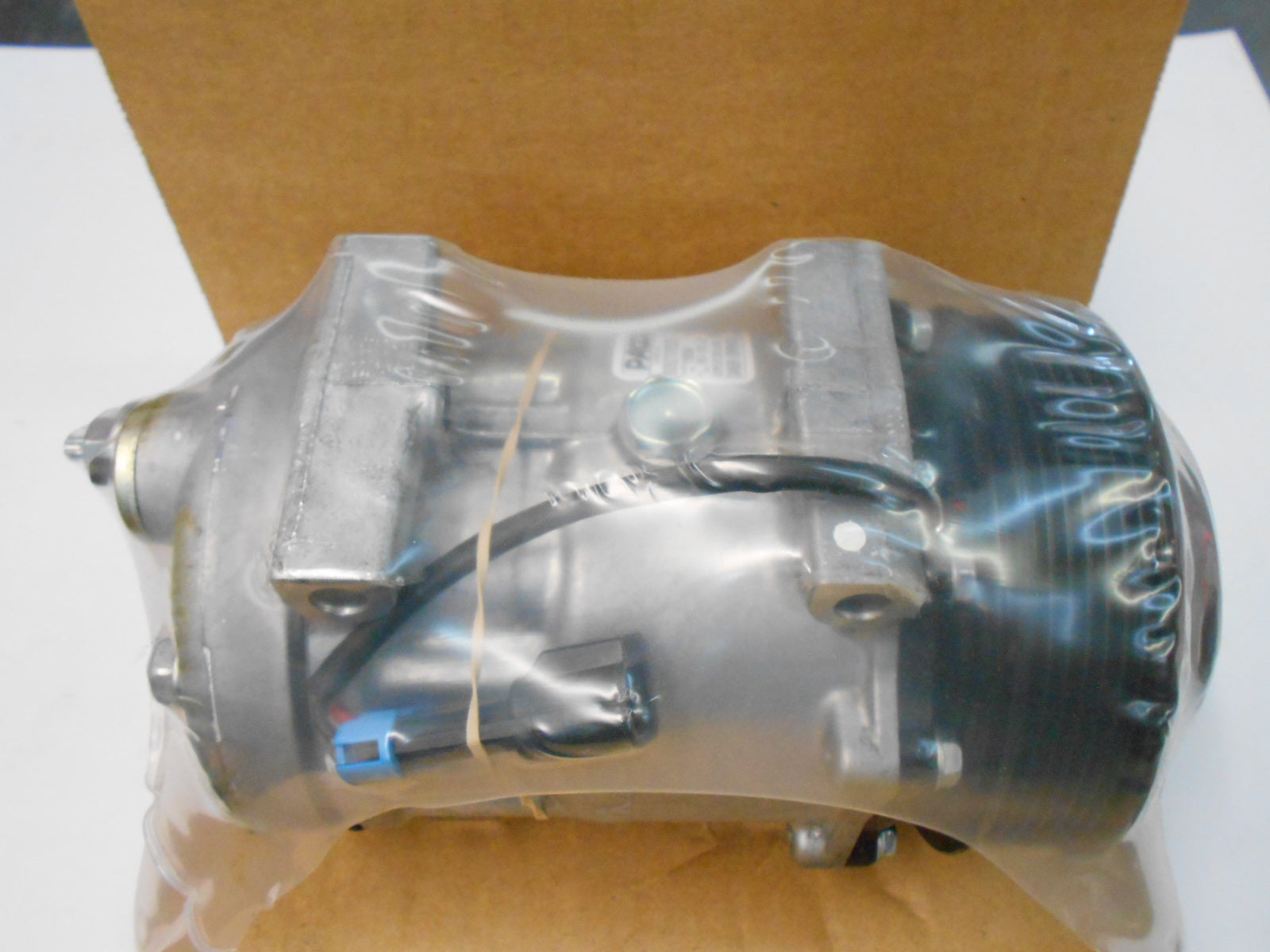 A/C COMPRESSOR - F69-1015-131