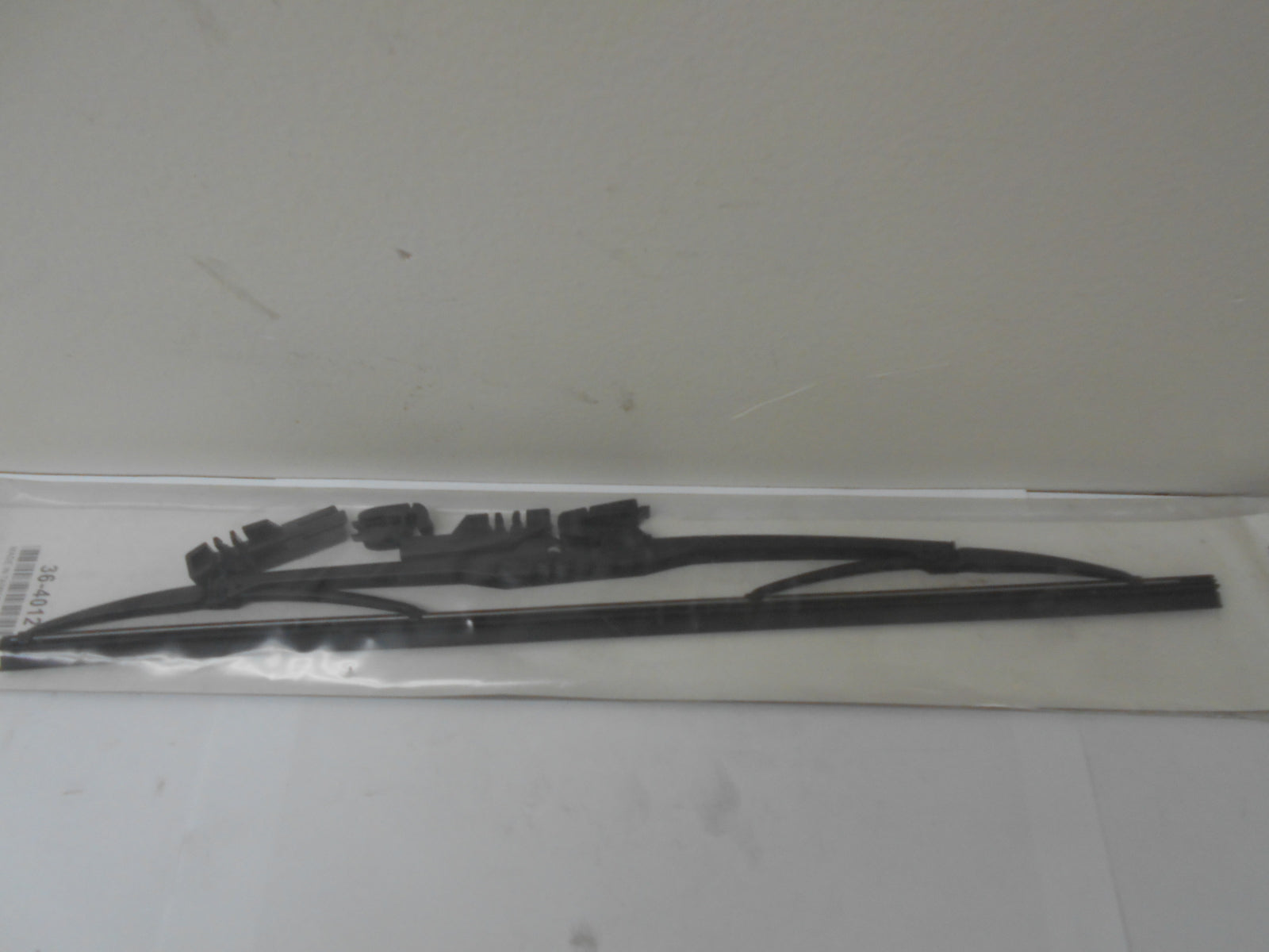 WIPER BLADE