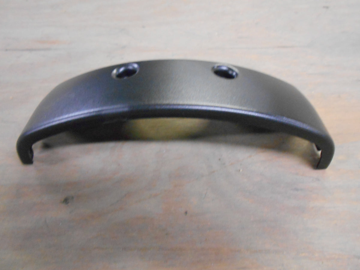 Column Shroud UPPER STEERING COLUMN SHROUD - S22-1037-3 – Peterbilt of Sioux Falls ...
