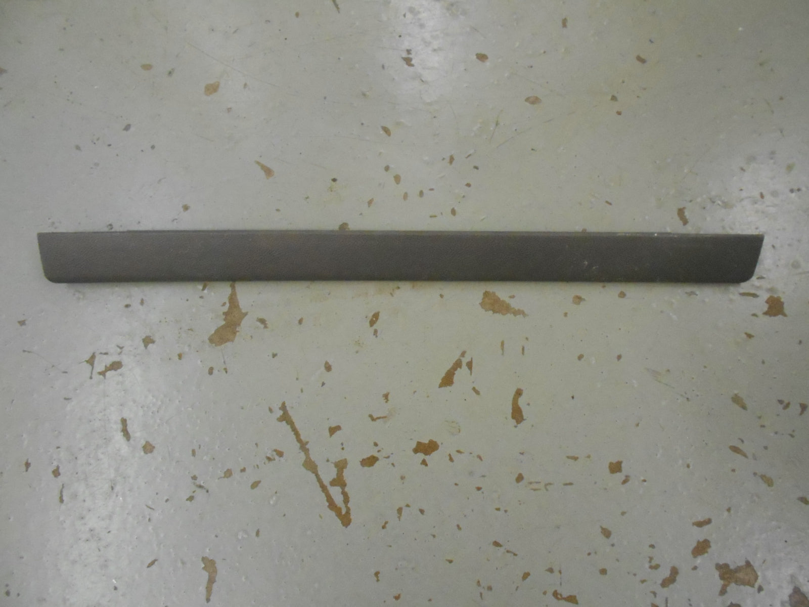OVER DOOR TRIM - S60-6044-281
